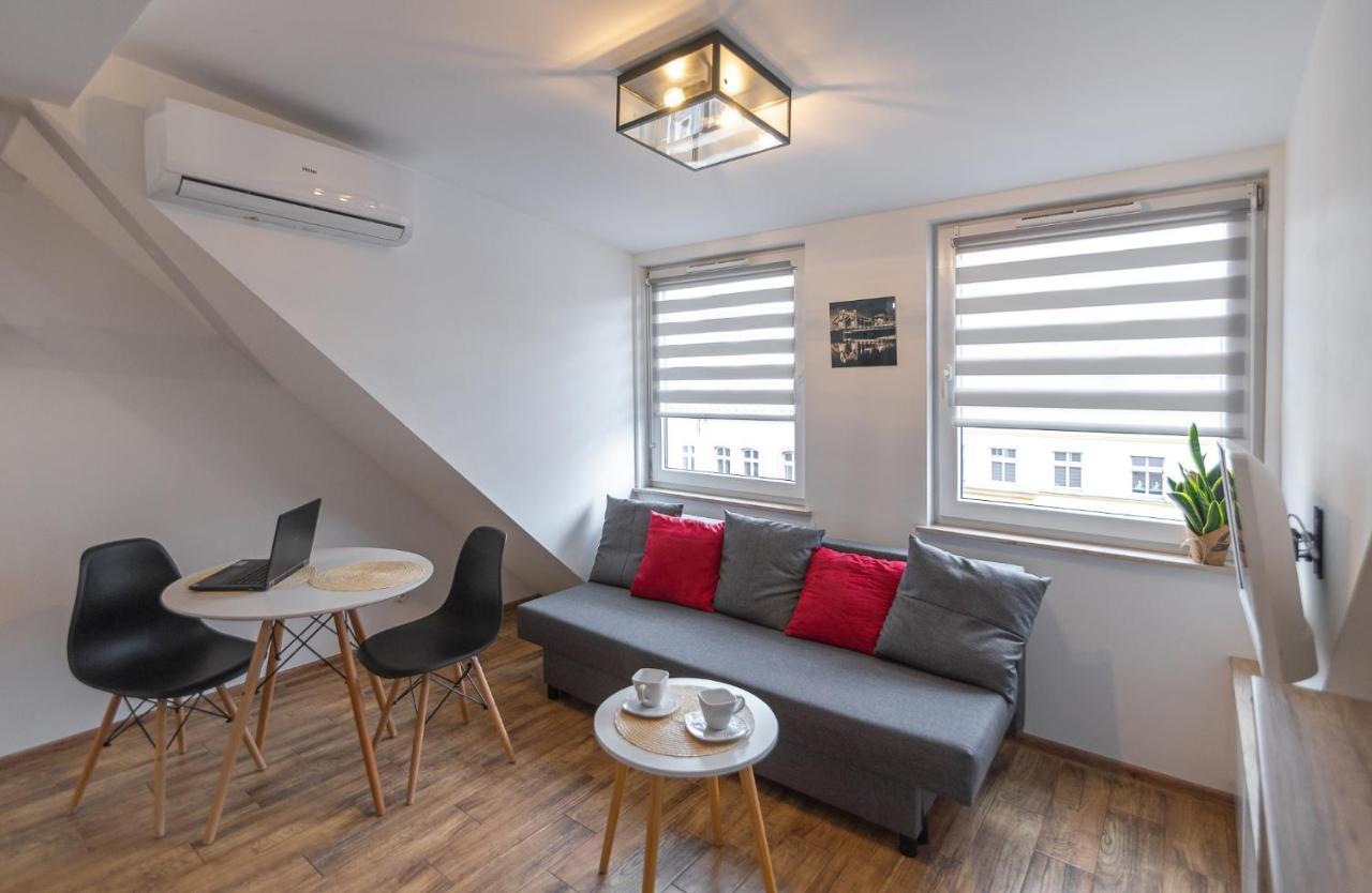 Apartamenty Niedaleko Dworca Od Wroclawapartament-Pl Exterior photo